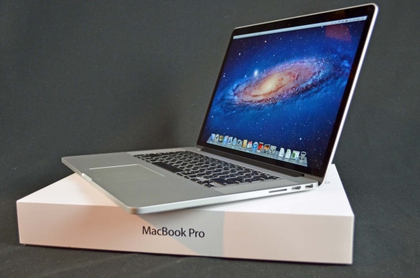 Apple MacBook Pro RETINA 13.3" MGX92ZA/A Laptop Price in Pakistan Specifications Pics Features