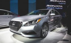 Hyundai Sonata Plug-in Hybrid Price And Specification In Pakistan Features Reviews